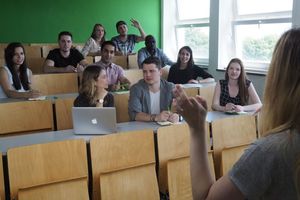 Studieren im Dialog für eine lebendige Atmosphäre des Lernens